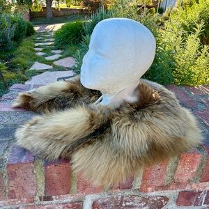 Fluffy Red Fox Fur Shoulder Wrap or Stole Vintage Hollywood Glamour